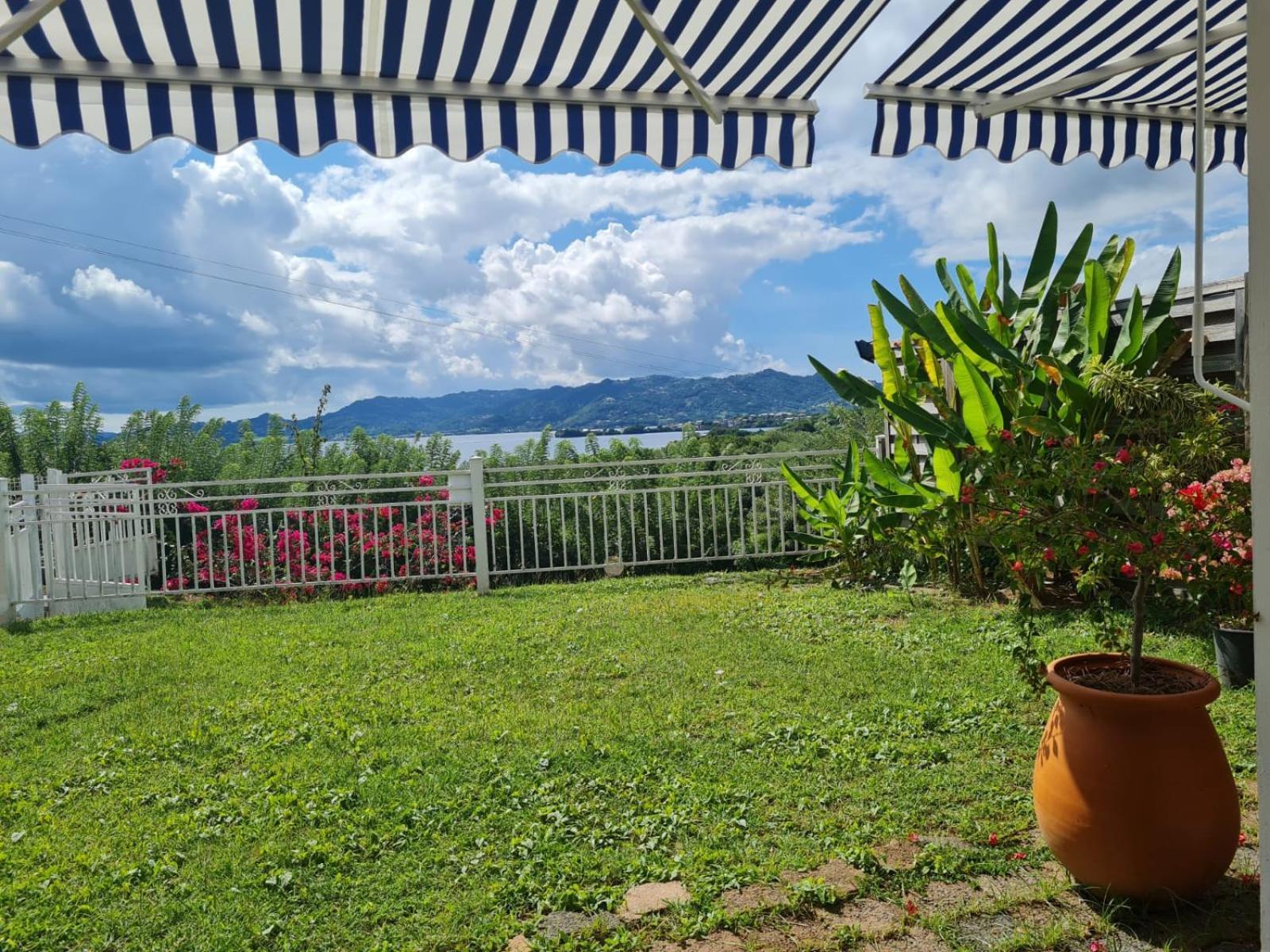 Villa Avec Vue T2 A T5 Duo De La Baie 勒罗贝尔 外观 照片